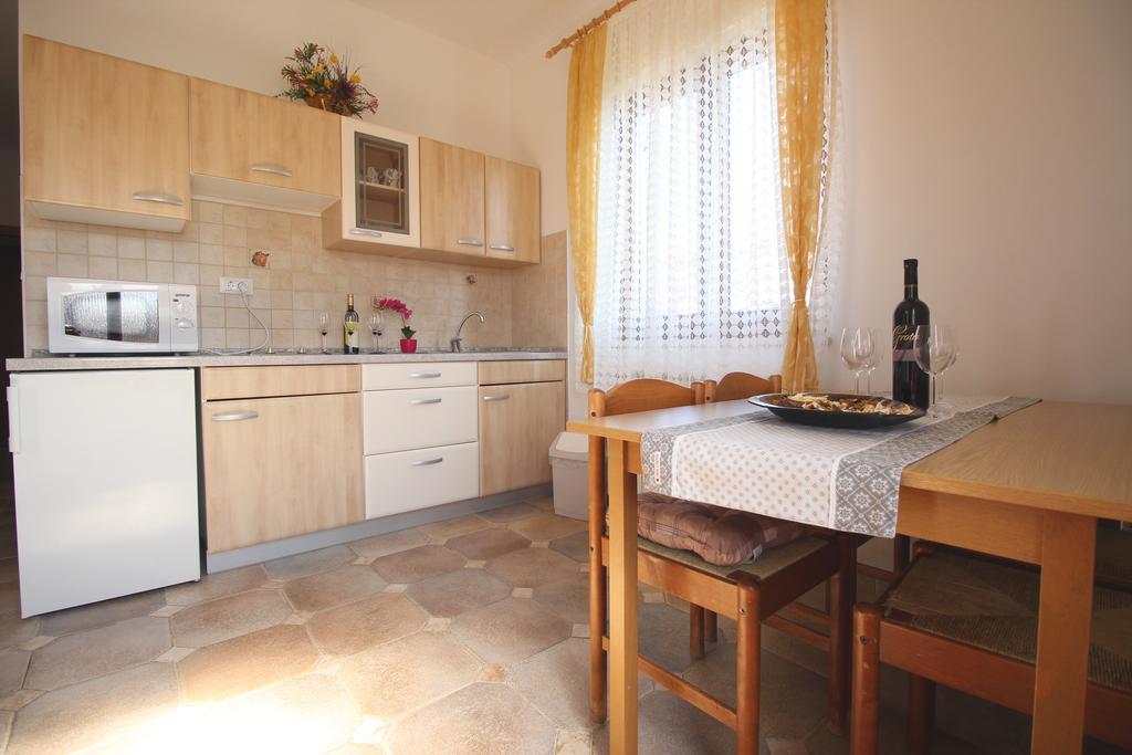 Krevatin Apartment