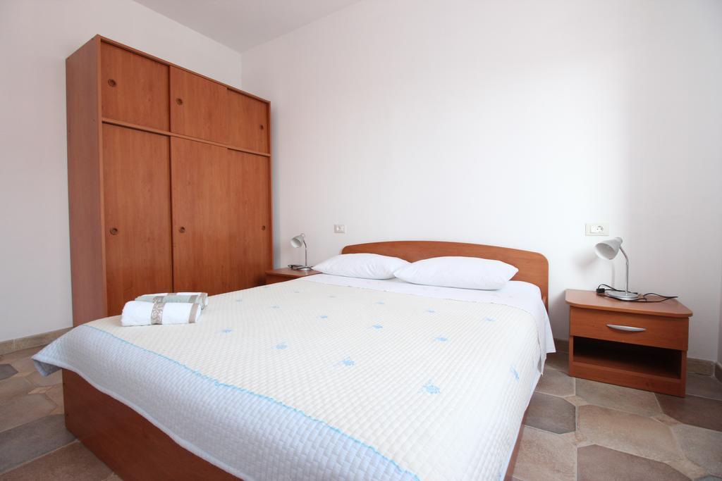 Apartment Krevatin *